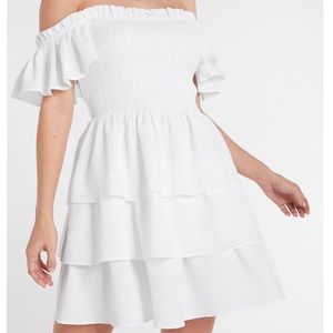 NWT Express Off The Shoulder Smocked Bodice
Ruffle Tiered Dress White XS PETITE